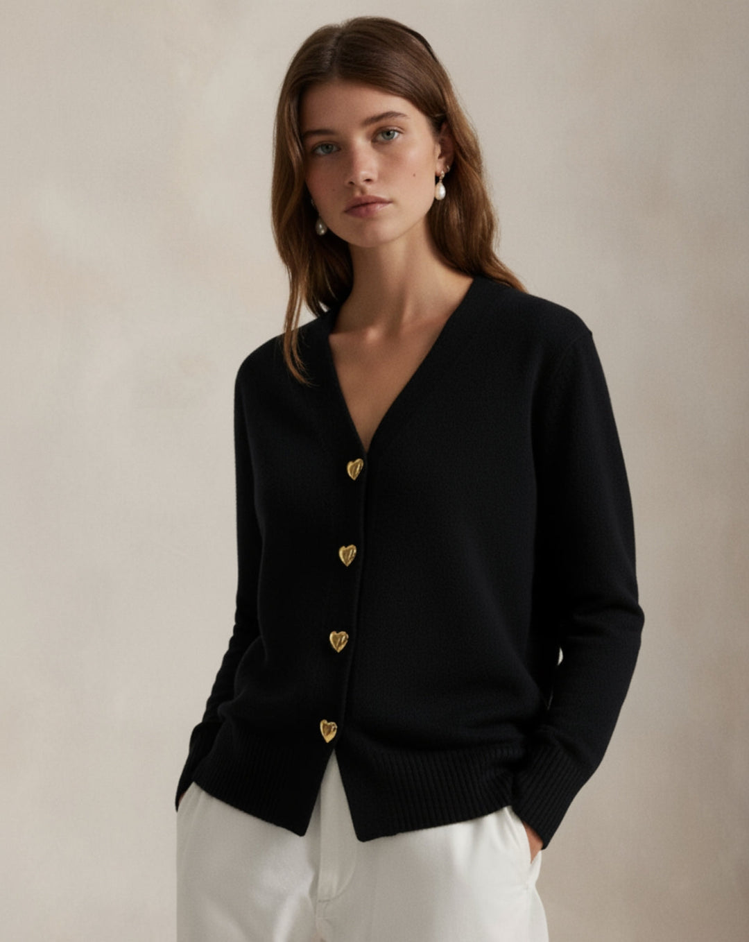 VALENTINE - Cardigan Laine Boutons Cœur Dorés - MAZZARO